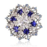 Crystal Elegance SWAROVSKI ELEMENTS KRISTALLE – Farbe Silber – Kristall – Blau Brosche und Anhänger Schneeflocke – 14K vergoldet B003PTLFXE